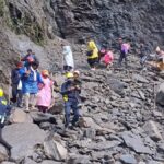 चीरबासा में खतरनाक बना केदारनाथ पैदल मार्ग, जवानों की निगरानी में सुरक्षित निकाले जा रहे यात्री