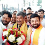 उत्तराखंड BJP राज्यसभा प्रत्याशी दिनेश आर्य ने किया नामांकन, सीएम धामी, महेंद्र भट्ट समेत विधायक रहे मौजूद