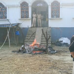 ‘साबुन देने के बहाने मर्डर’ इलाके में तनाव, गोपालगंज में आरोपी के घर के सामने ही जला दी छात्रा की चिता